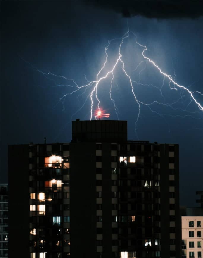 Categorías de Materiales Eléctricos